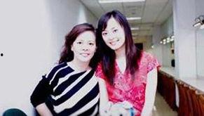 娱乐吃瓜酱瞒着妈妈,瞒天过海,妈妈不知的秘密生活